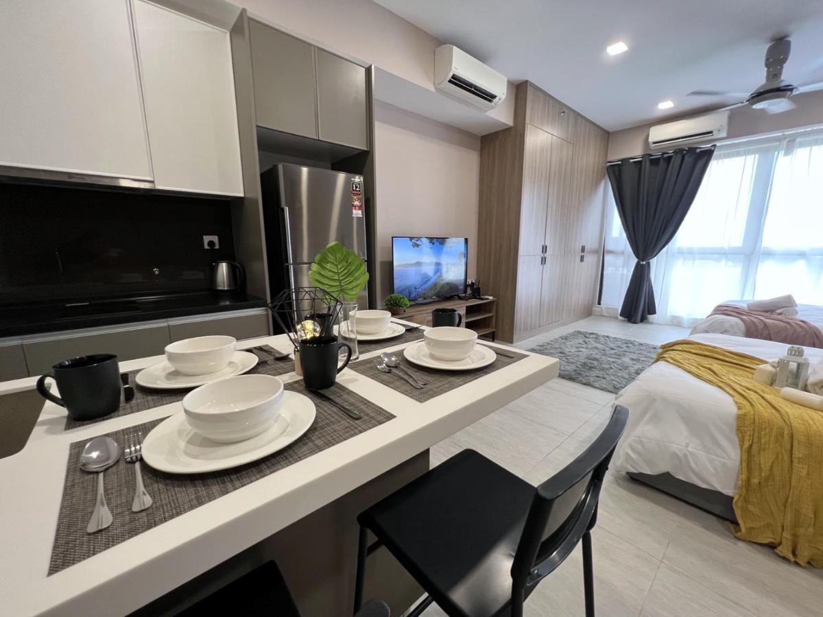 Free Parking # 2 Bed Family Bellsuite - Sepang Klia Kota Warisan ภายนอก รูปภาพ