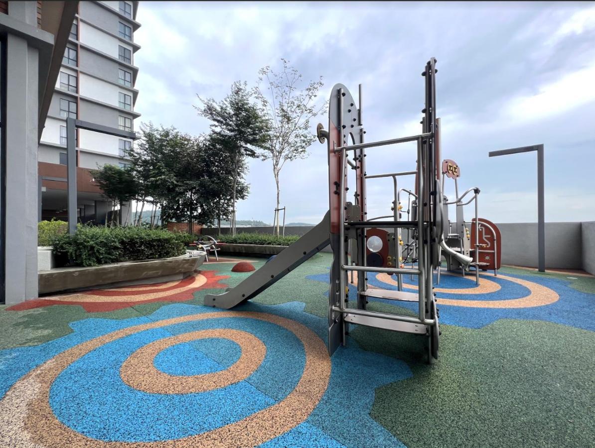 Free Parking # 2 Bed Family Bellsuite - Sepang Klia Kota Warisan ภายนอก รูปภาพ