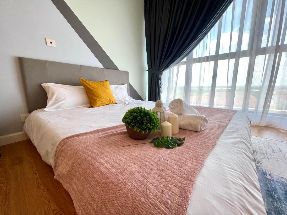 Free Parking # 2 Bed Family Bellsuite - Sepang Klia Kota Warisan ภายนอก รูปภาพ