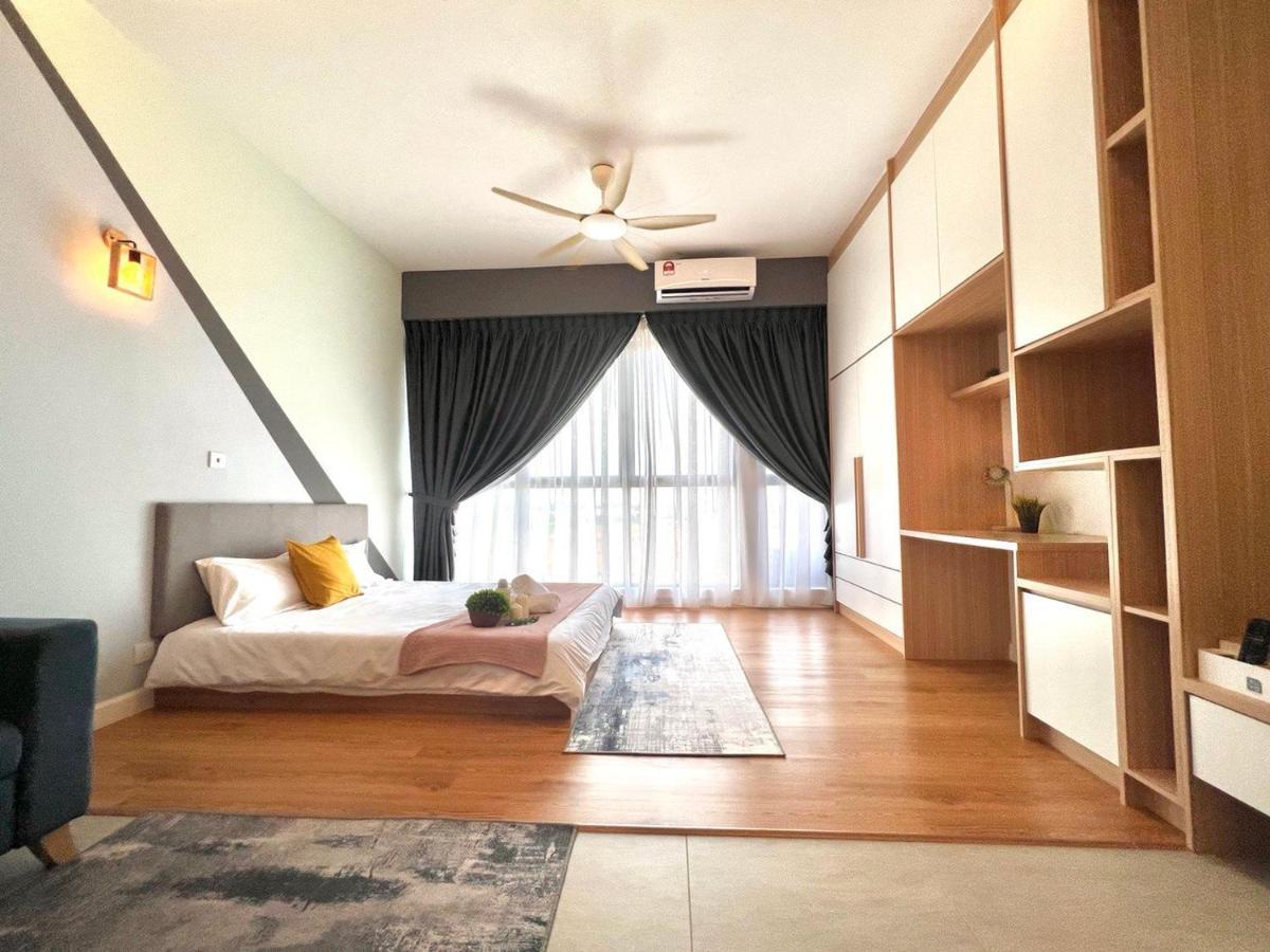 Free Parking # 2 Bed Family Bellsuite - Sepang Klia Kota Warisan ภายนอก รูปภาพ