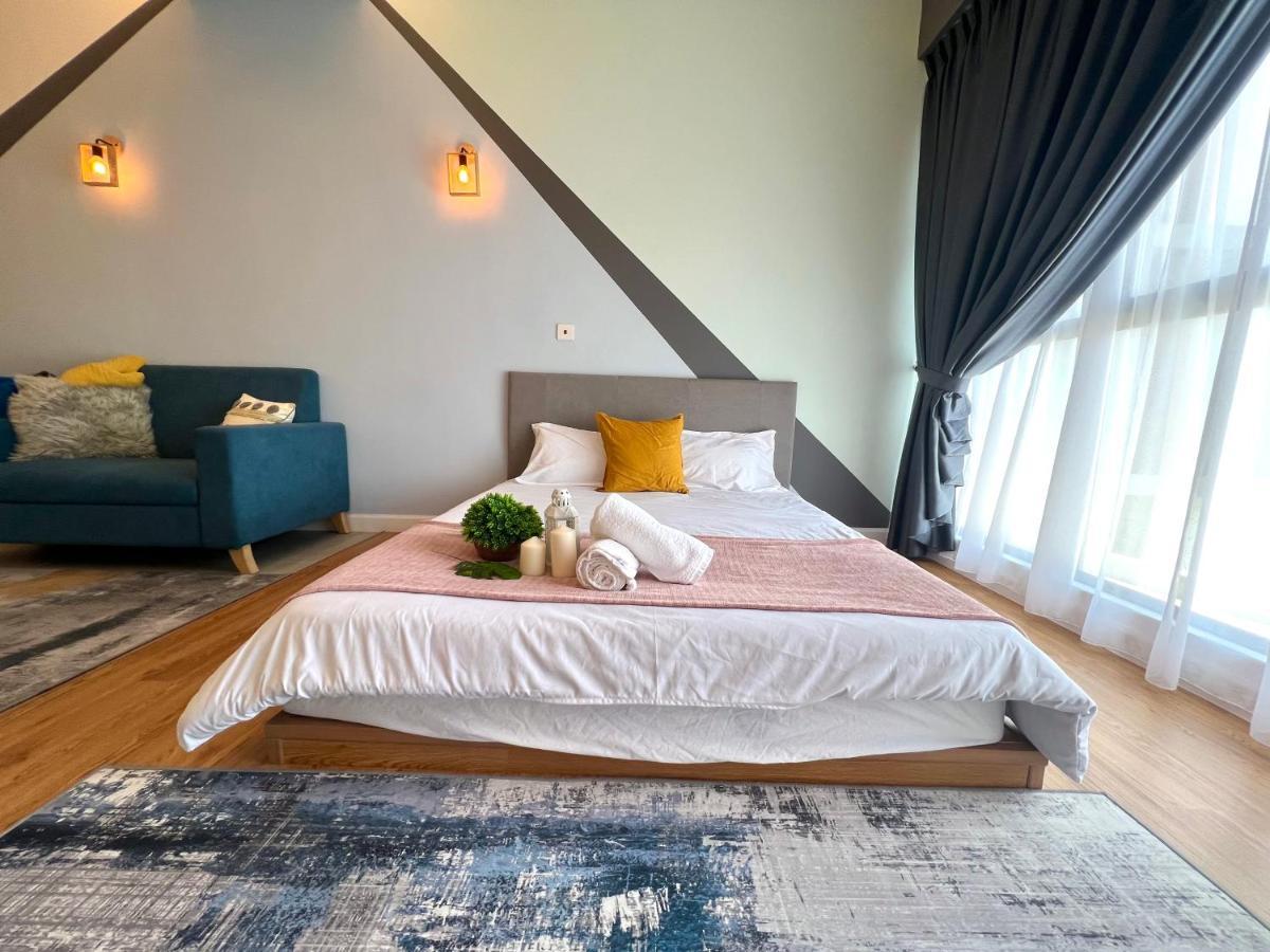 Free Parking # 2 Bed Family Bellsuite - Sepang Klia Kota Warisan ภายนอก รูปภาพ
