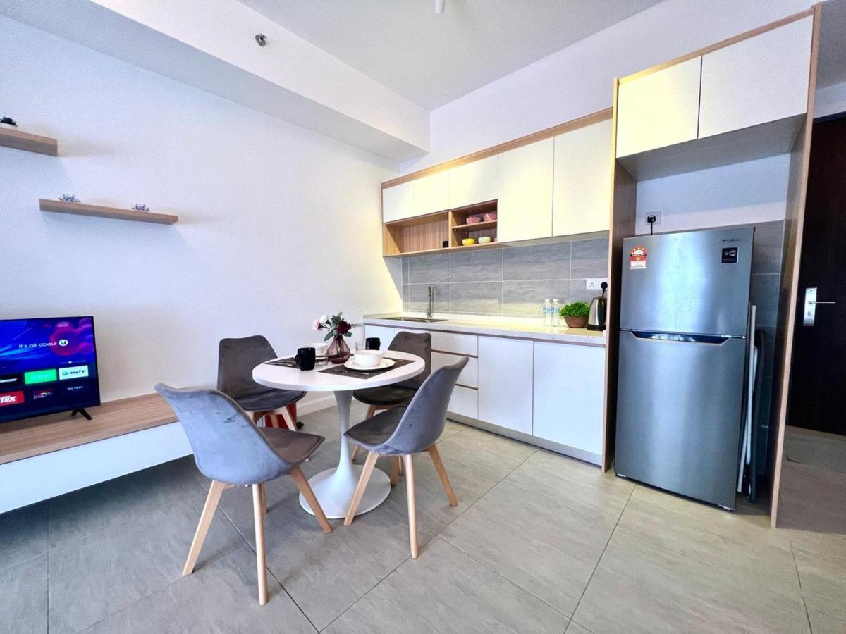 Free Parking # 2 Bed Family Bellsuite - Sepang Klia Kota Warisan ภายนอก รูปภาพ