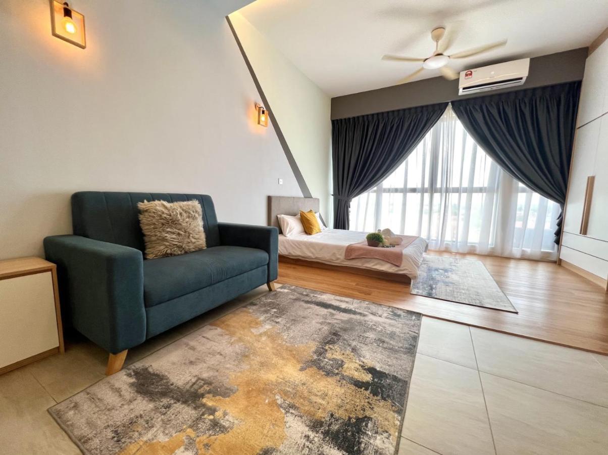 Free Parking # 2 Bed Family Bellsuite - Sepang Klia Kota Warisan ภายนอก รูปภาพ