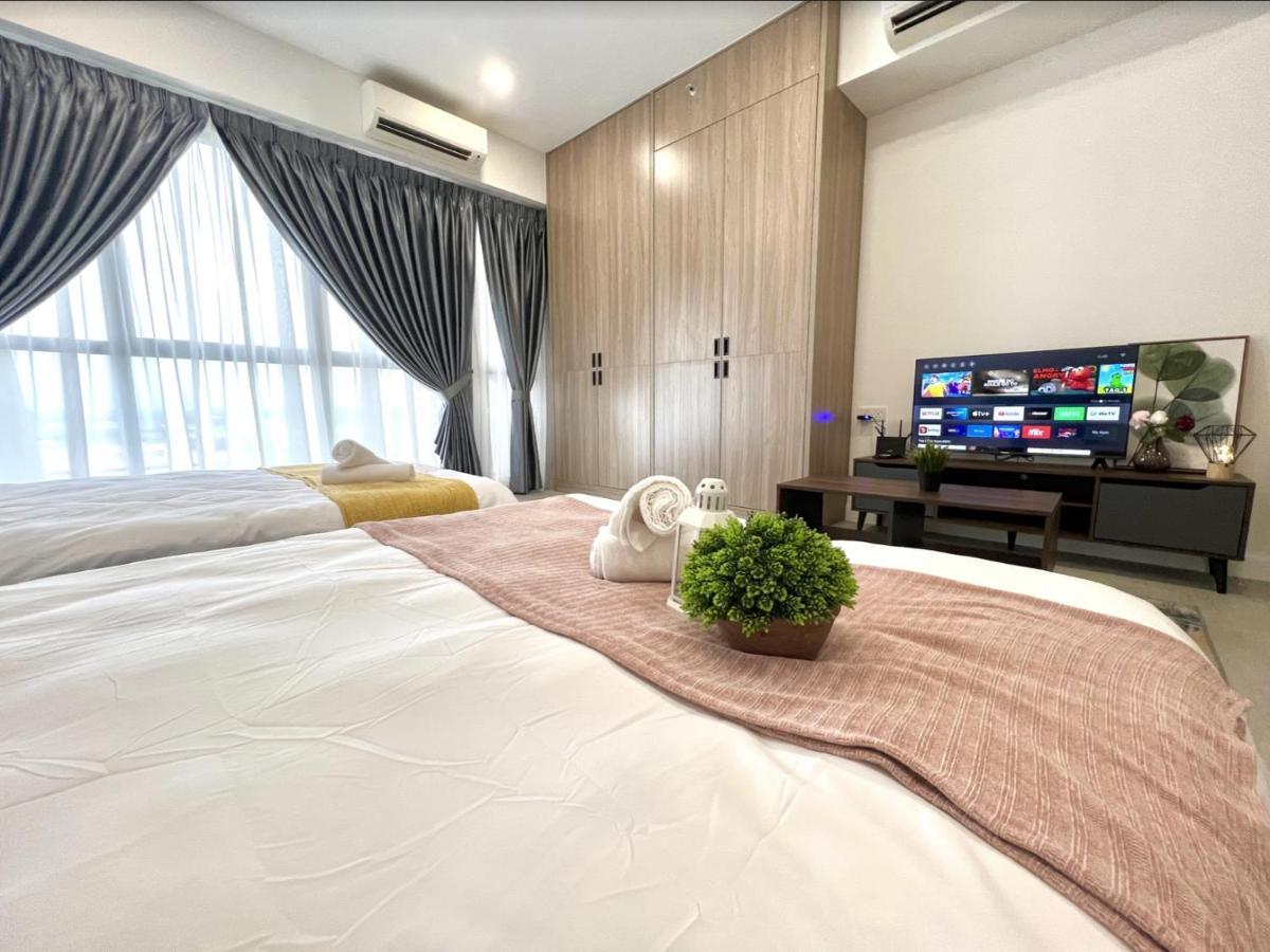 Free Parking # 2 Bed Family Bellsuite - Sepang Klia Kota Warisan ภายนอก รูปภาพ