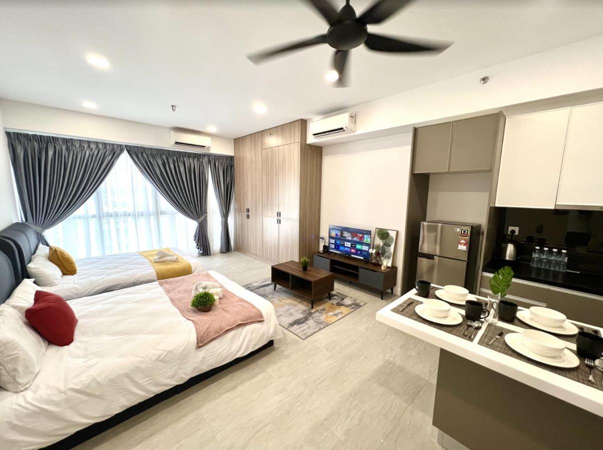 Free Parking # 2 Bed Family Bellsuite - Sepang Klia Kota Warisan ภายนอก รูปภาพ